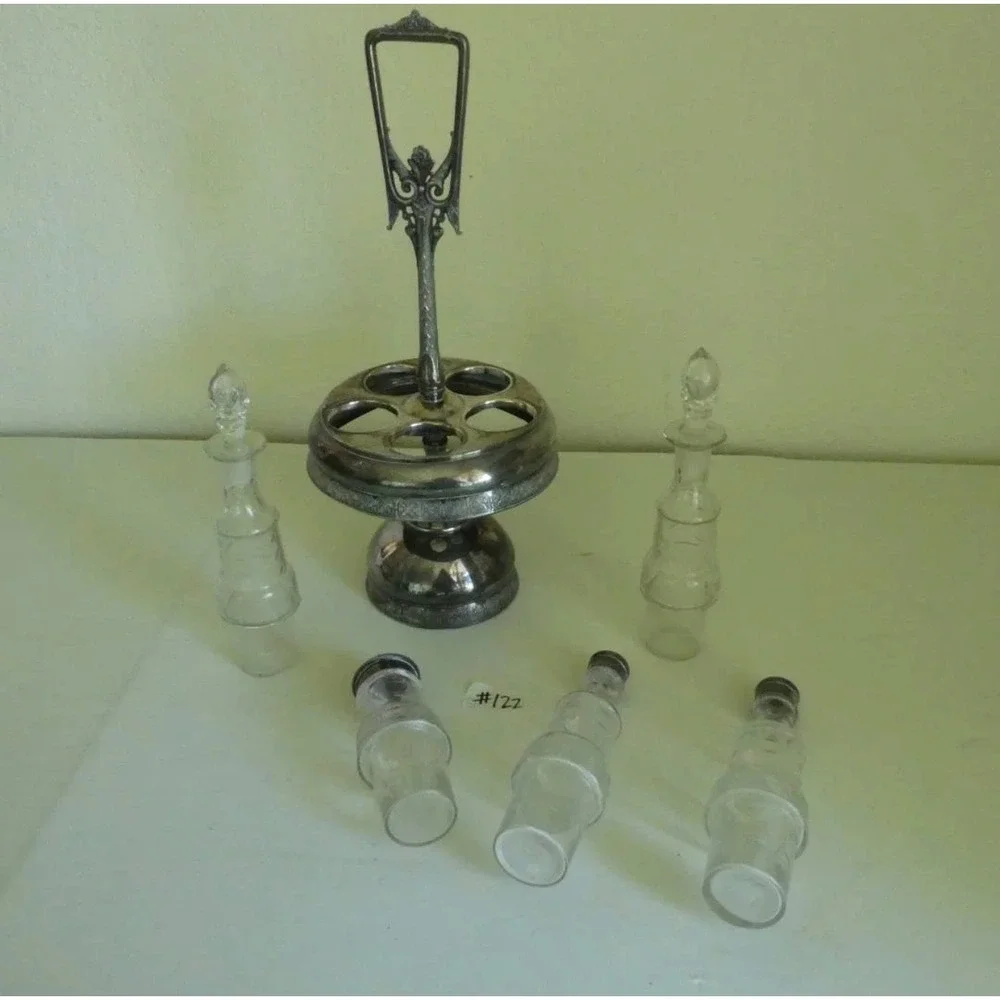 Wm Rogers Mfg Co antique silver